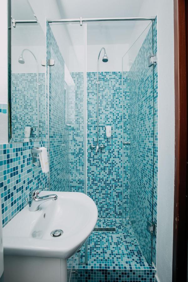 גורגני Palya Hotel מראה חיצוני תמונה