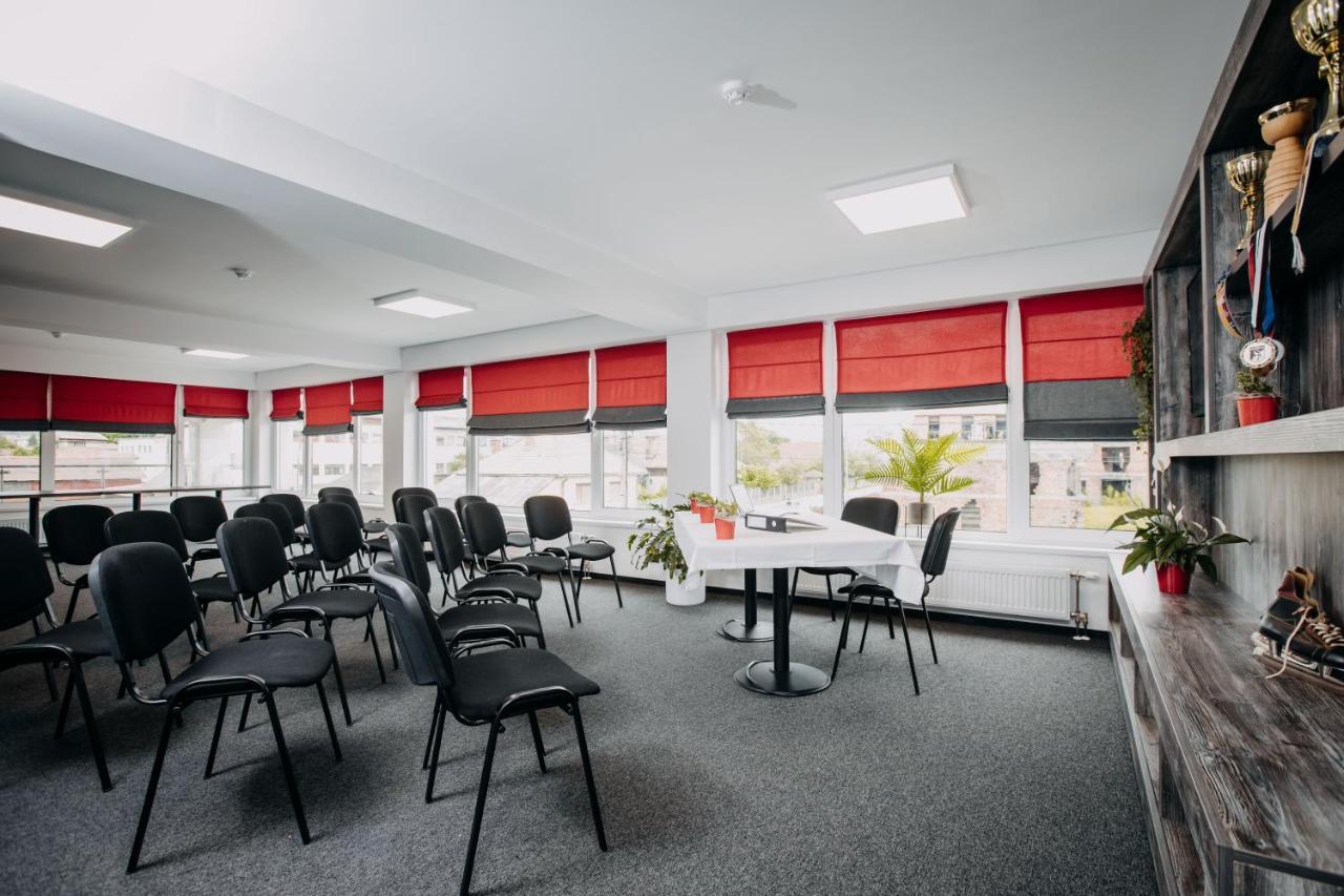גורגני Palya Hotel מראה חיצוני תמונה