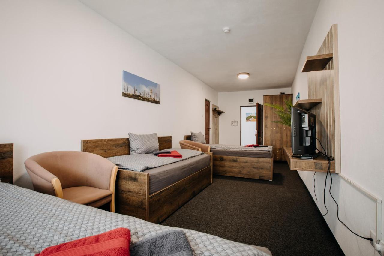 גורגני Palya Hotel מראה חיצוני תמונה