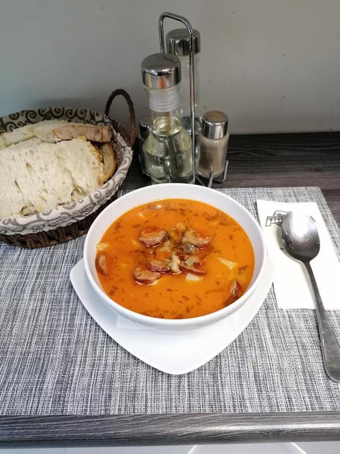 גורגני Palya Hotel מראה חיצוני תמונה